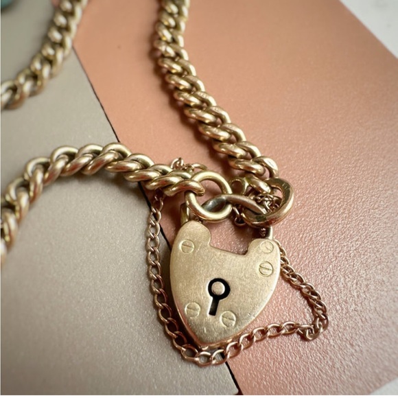 Antique 1907 - 9ct Rosy Yellow Gold 7.5 inches 4.4mm 12.8 grams Curb Bracelet - Picture 2 of 5